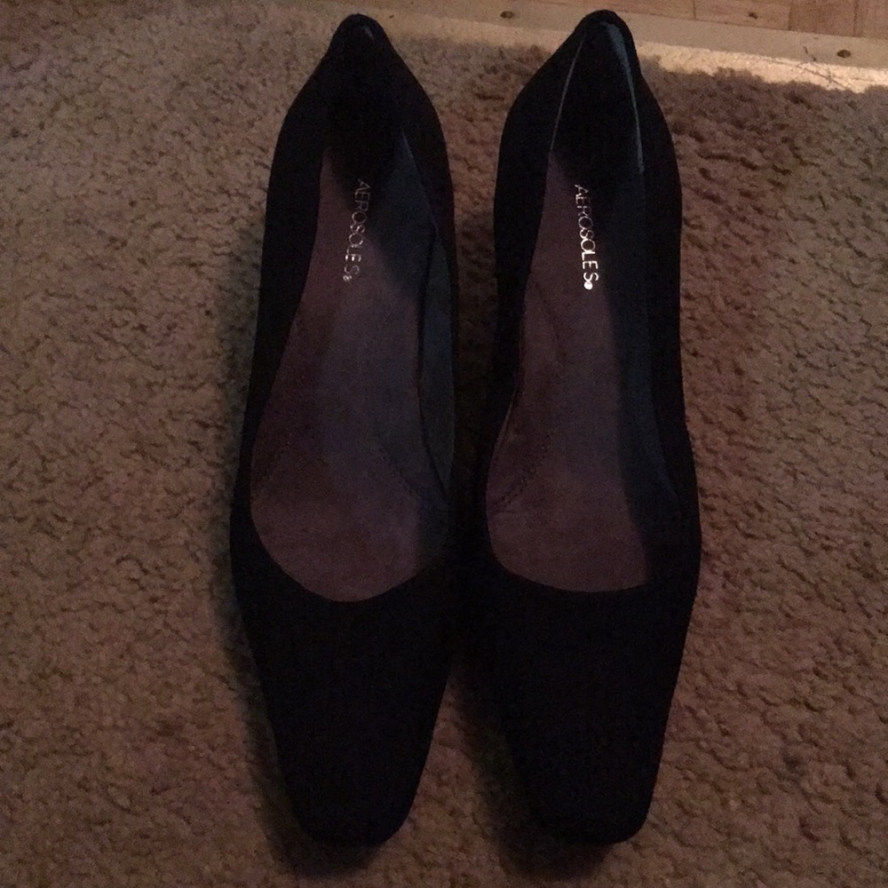 Aerosoles Black low heel